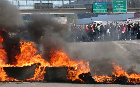 Fotos Sem Teto Fazem Protestos Em S O Paulo Fotos Em S O Paulo G