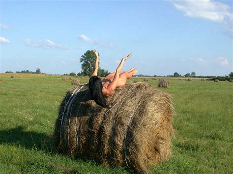 SpicyBrunette Amateur Milf 1 74 Porn Pic