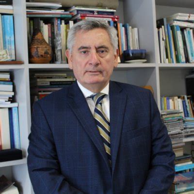 Nueva publicación del profesor Alan Fairlie presentada por el INTAL y