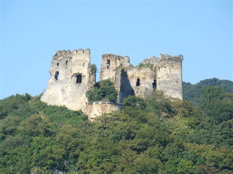 Čičava - castle - Ancient and medieval architecture