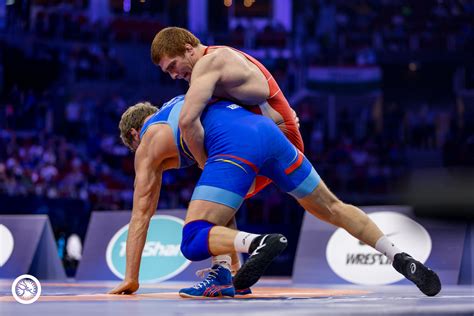 Musa Evloev Rus Knocked Off Olympic Champion Artur Aleksanyan Arm