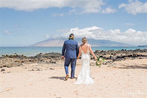 Nothin' But Clear Skies - Lauren & Louie's Maui Venue Wedding