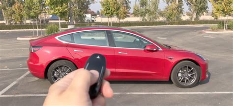 First Look Tesla Model 3 Key Fob In Action Unboxing Pairing Key Ring