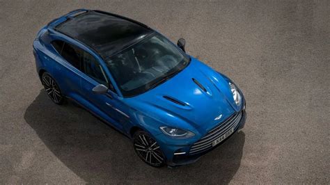 Chegando ao Brasil em julho Aston Martin DBX707 é o SUV mais potente