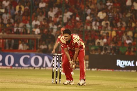 Best Bowling Figures in IPL: Top 5 Best Bowling Performance in IPL