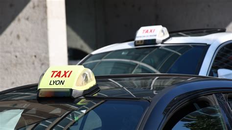 Pourquoi Les Taxis De Lyon Bloquent Tout Ce Lundi