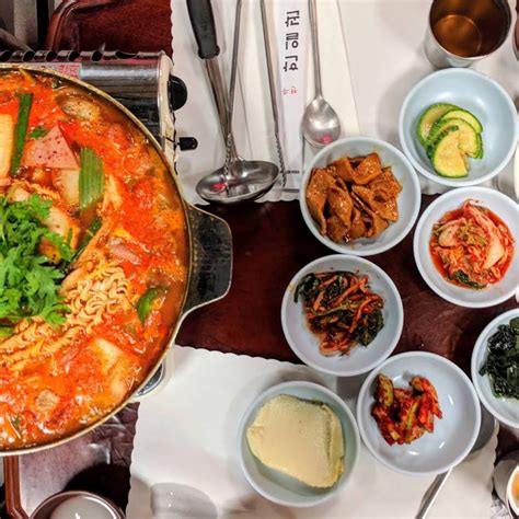 7 Best Restaurants In Los Angeles Koreatown Newsweek