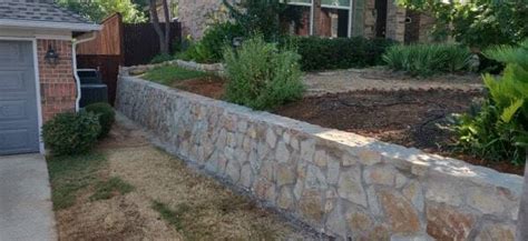 Dallas Retaining Wall With Fence Jcl Landscape Services Carrollton Texas