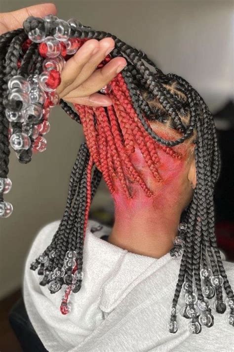 20 Adorable Peekaboo Box Braids Inspirations In 2022 Honestlybecca In 2022 Peekaboo Hair