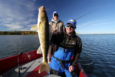 Jigging For Walleye Ten Tips To Catch More Walleyes With Jigs Fishing