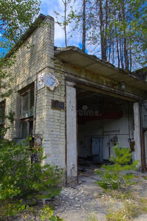 An Old Abandoned Garage For Repairing Vehicles In The Zone Stock Image