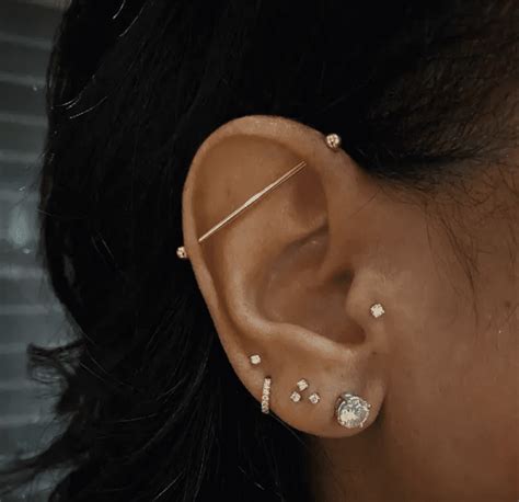 How To Treat Infected Ear Piercings A Dermatologist Explains