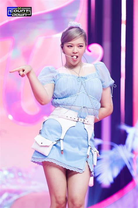 220901 Twice Jeongyeon Talk That Talk At M Countdown Kpopping