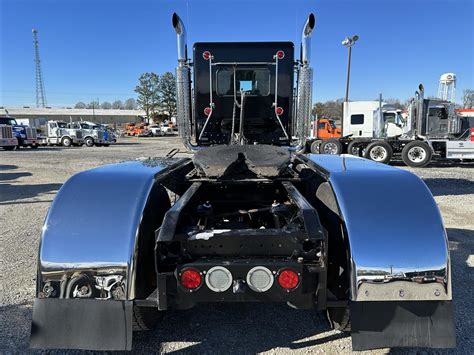 2016 KENWORTH W900L DAYCAB GLIDER KIT 472406 Truck Market