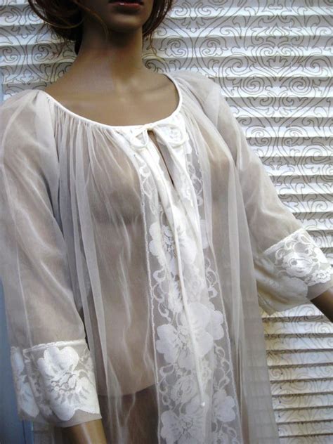 Miss Elaine Peignoir Set Vintage 2 Piece Robe And Nigh… Gem