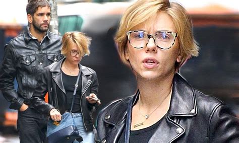 PICTURE EXCLUSIVE: Scarlett Johansson and family in NYC | Scarlett ...