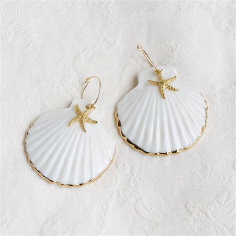 Golden Edge Clam Shell With Starfish Hoop Earrings Ocean Inspired