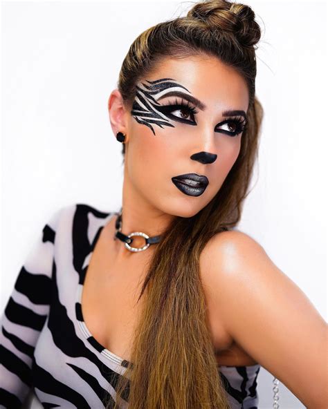 Zebra Queen Covergirl Halloween Victoria Lyn Zebra Makeup Animal