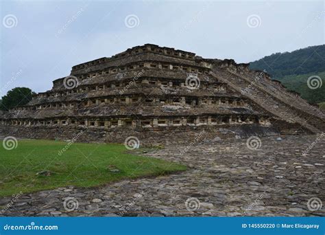 Sitio Arqueol Gico Veracruz M Xico Del El Tajin Foto De Archivo