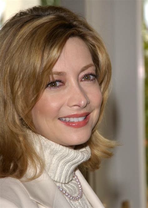 Sharon Lawrence In Her 50s With A Mid Length Hairstyle For Middle Aged Women