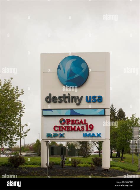 Destiny Usa Regal Cinemas 19 In Syracuse Ny Stock Photo Alamy