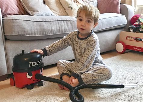 Role Play Toys The Little Henry Vacuum Cleaner For Hoover Mad Kids