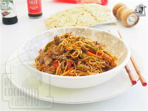 Yakisoba De Carne Para Personas El Cocinero Casero Pasta Y Pizza