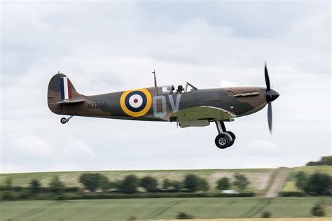 Supermarine Spitfire F Mk La G CFGJ N3200 Duxford 201 Flickr