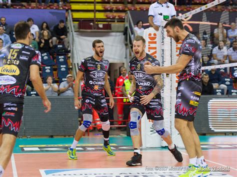 Pallavolo Mercato Simone Anzani Centrale Rifiorito Nel Mirino