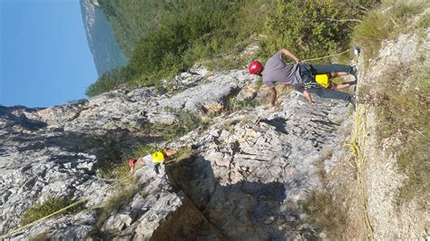 Rock climbing | Climbing the natural rock | Tara OUTDOOR Adventure