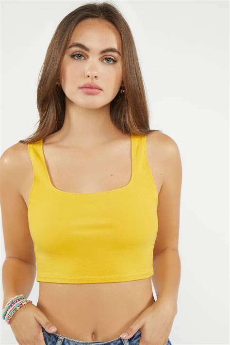 Cropped Tank Top