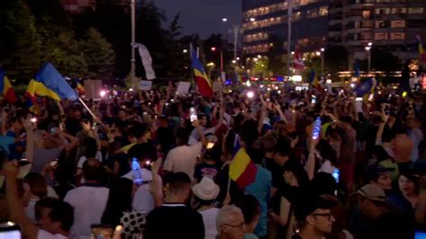 Proteste N Pia A Victoriei I N Cluj Scand Ri Mpotriva Psd I A