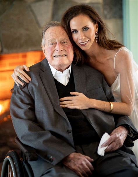 Former First Daughter Barbara Bush Got Married And Only Invited 20