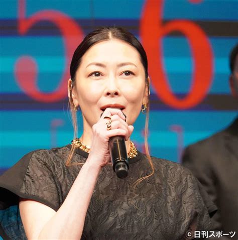 中山美穂が「死刑にいたる病」舞台あいさつ欠席をインスタで謝罪「今は中山気持ちは元気です！」 シネマ写真ニュース 日刊スポーツ