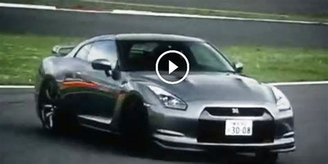 The Japanese GTR MONSTER IS SURPASSING All His Opponents Watch This