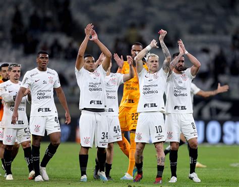 Corinthians aposta na recuperação de Rojas para enfrentar o Fortaleza