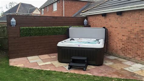 Three Hot Tub Privacy Solutions Artesian Spas