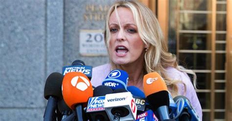 Desecha Juez Demanda De Actriz Porno Stormy Daniels Contra Trump