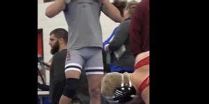 Airport Bulge Xposed Porn Videos