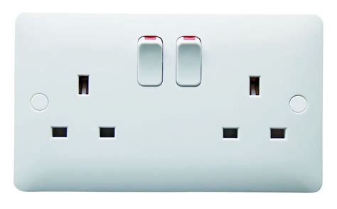 2 Gang 13a Dp Switched Socket White