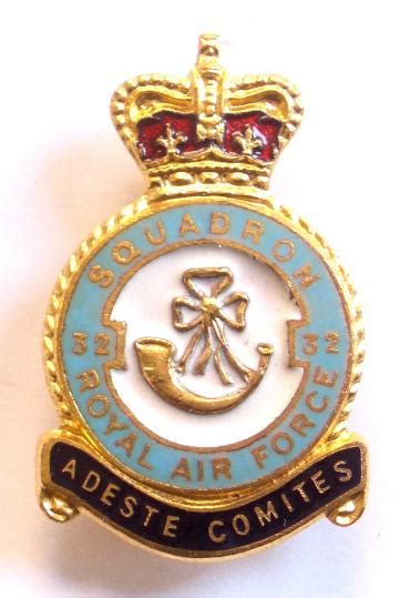 Sally Bosleys Badge Shop Raf No 32 Battle Of Britain Squadron Royal Air Force Badge C1950s