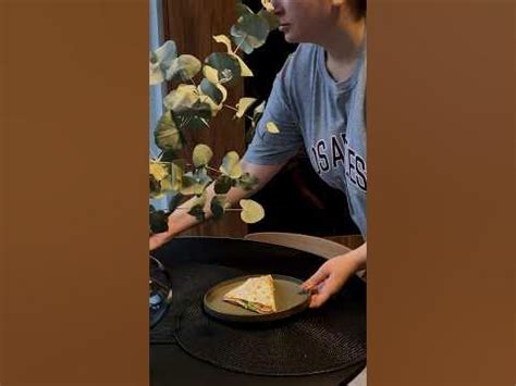 На завтрак любимые сендвичи #еда #вкусно #завтрак #рецепты #готовкадома ...