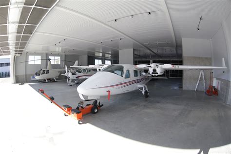 Авиационные ангары для самолетов