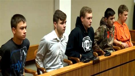 5 Teens In Deadly Highway Rock Throwing Case Denied Bond Cnn