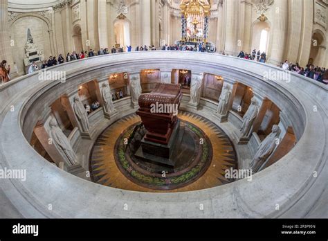 Paris France Napoleon S Tomb At Les Invalides Stock Photo Alamy