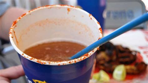 Conoce cuánto cuesta un permiso para vender micheladas y empieza a