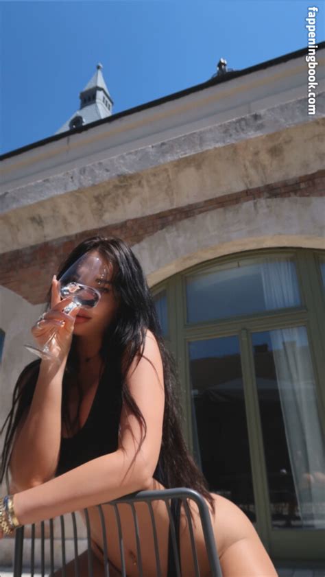 Unrealcobaine Missa Julia Unrealcobain Nude OnlyFans Leaks