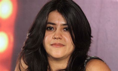 Ekta Kapoor Biography Age Weight Height Friend Like Affairs