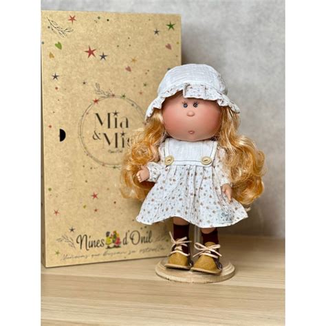 Кукла Nines виниловая 30см MIA CASE (3402A) - купить с доставкой по ...