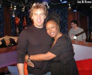 Robin Quivers Bio Wiki Net Worth Boyfriend Husband Cancer Height